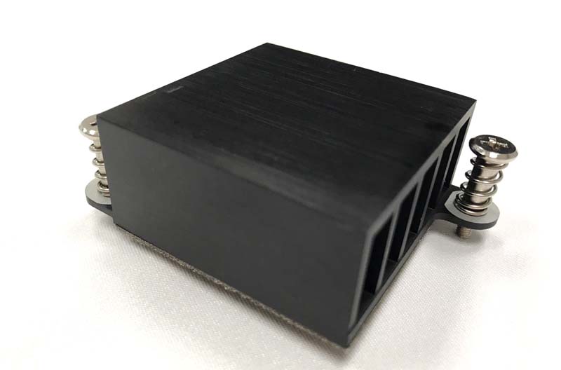 Switch 散熱片-R5006C01 - 網路通訊類散熱產品 散熱產品