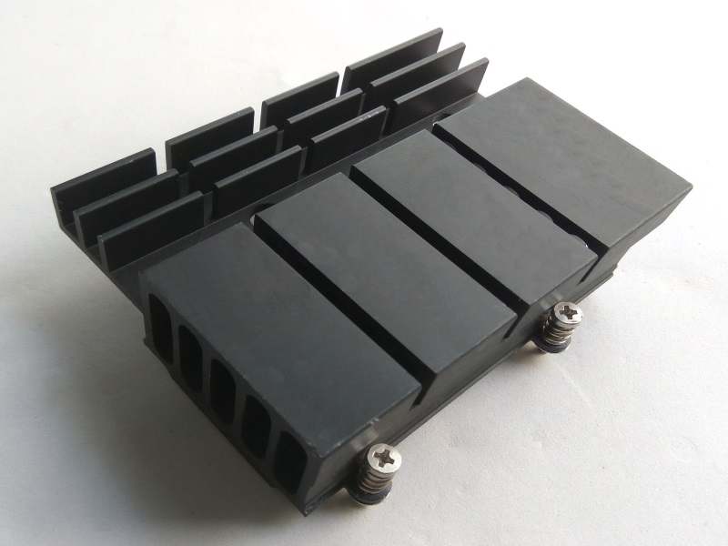 Router-R5005C01 - 網路通訊類散熱產品 散熱產品