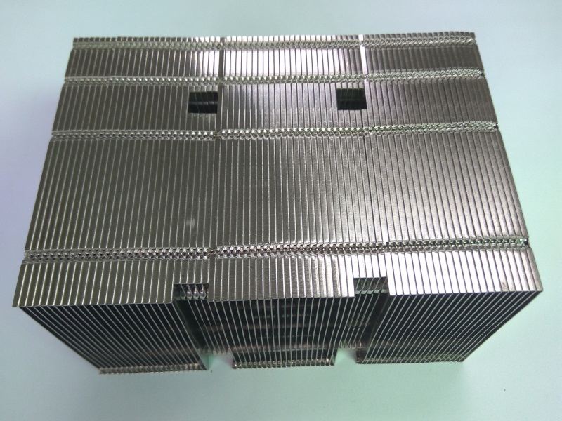 沖壓件-R6012D01 - 沖壓類散熱產品 散熱產品