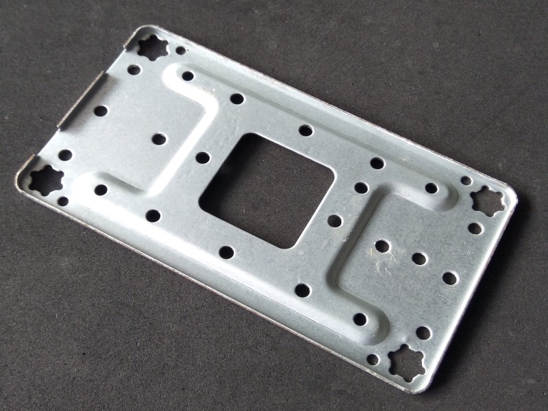 沖壓件-R6015D01 - 沖壓類散熱產品 散熱產品