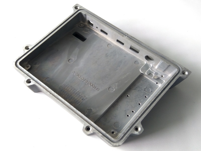 工控主機機箱-R4003B01 - 壓鑄類散熱產品 散熱產品